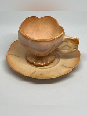 1940's Vintage  BRAD KEELER Artwares Tulip Demitasse Cup & Saucer, Rare